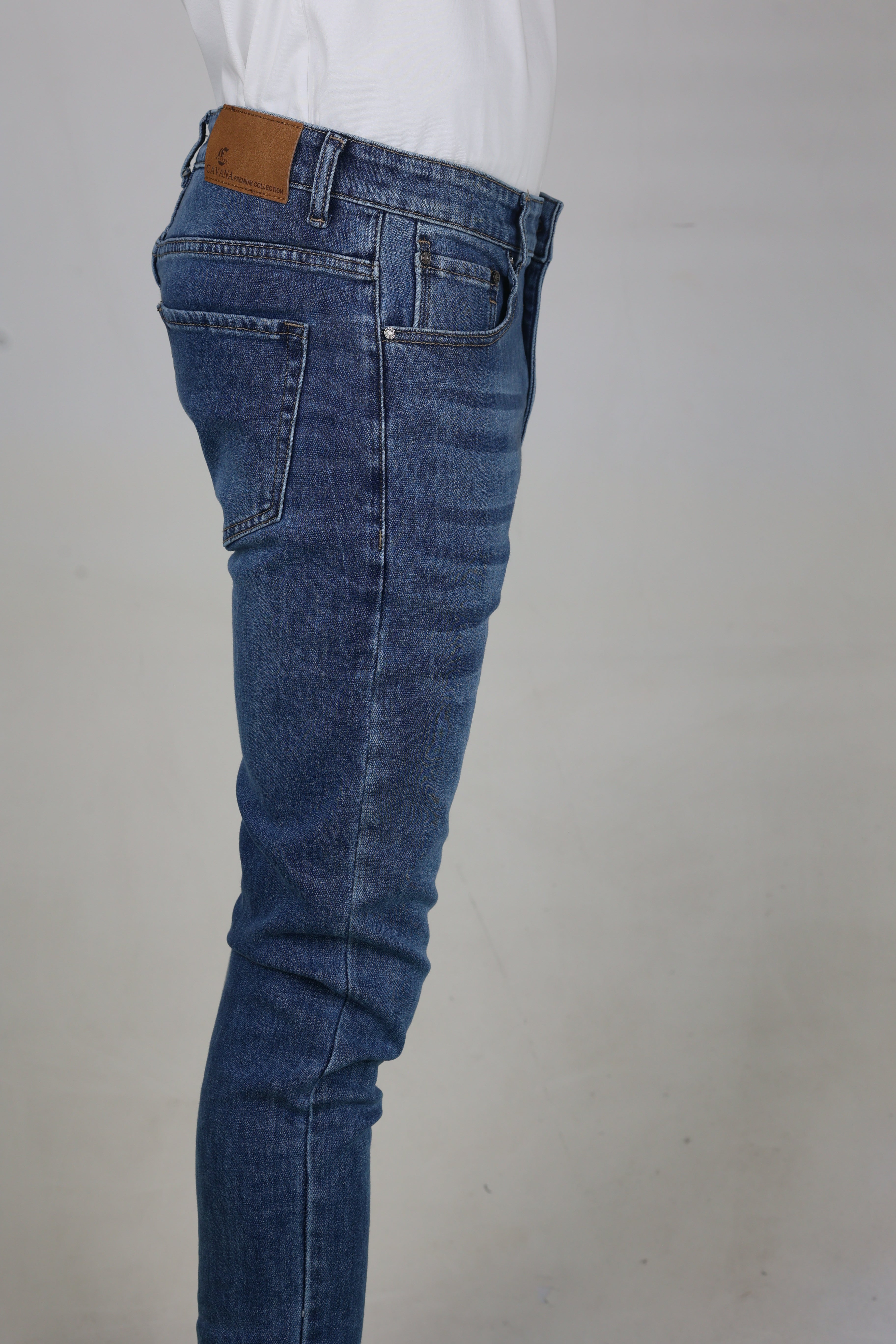 Men's Classic Blue Straight Fit Denim Jeans