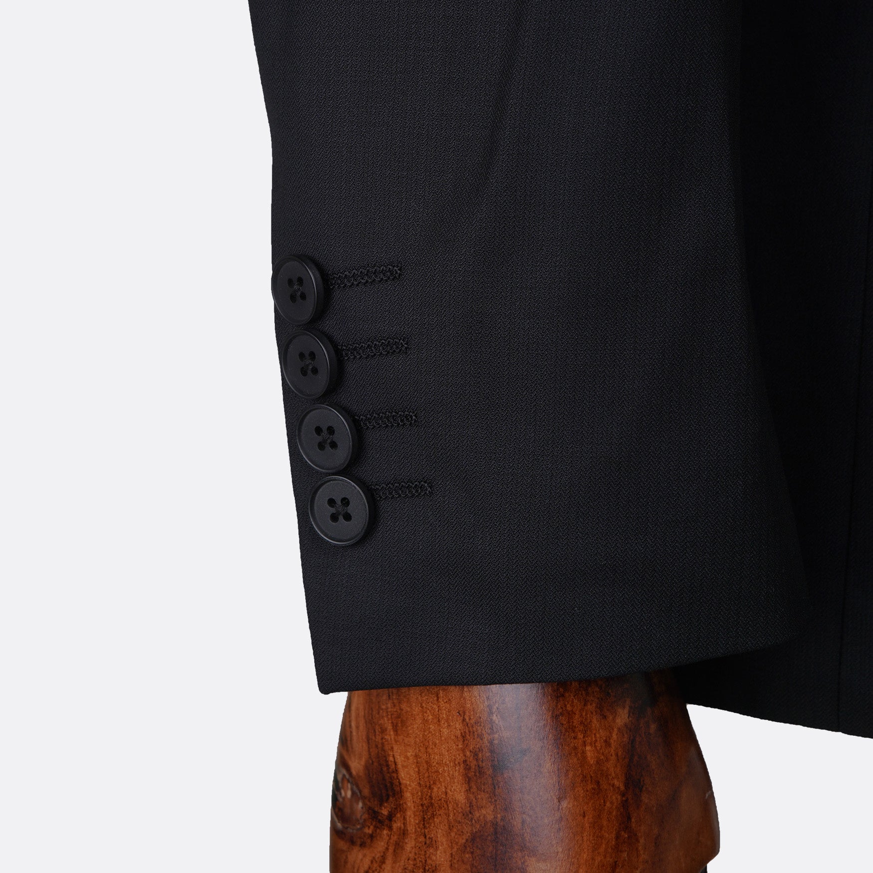 Classic Black Men’s Suits for Every Occasion