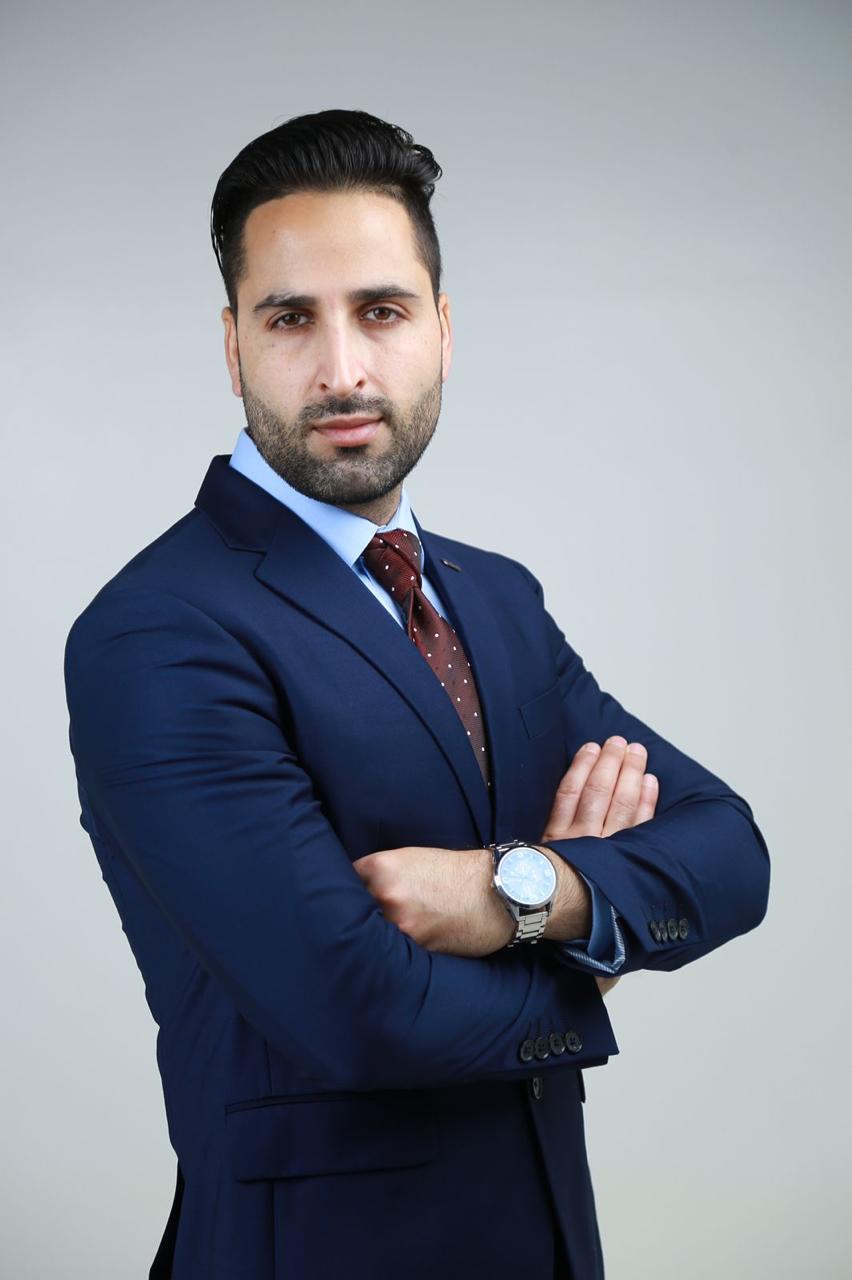 Elegant Navy Blue Business Suit